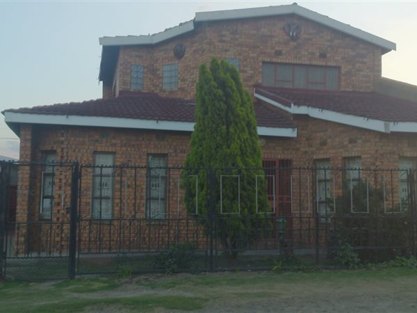 4 Bed House in Standerton