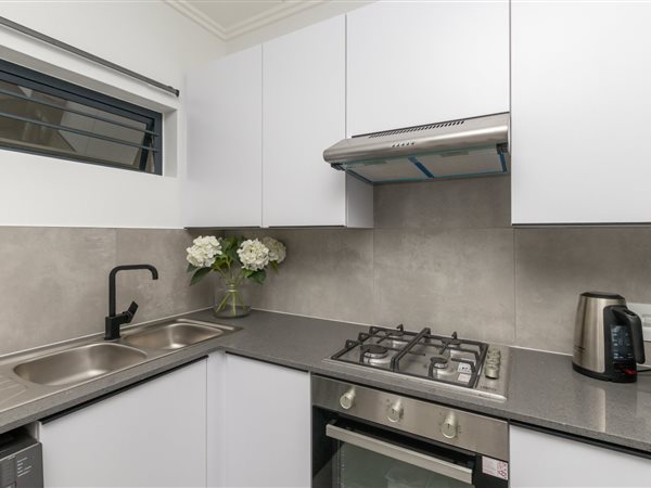 2 Bedroom Townhouse 2 Bedroom Townhouse