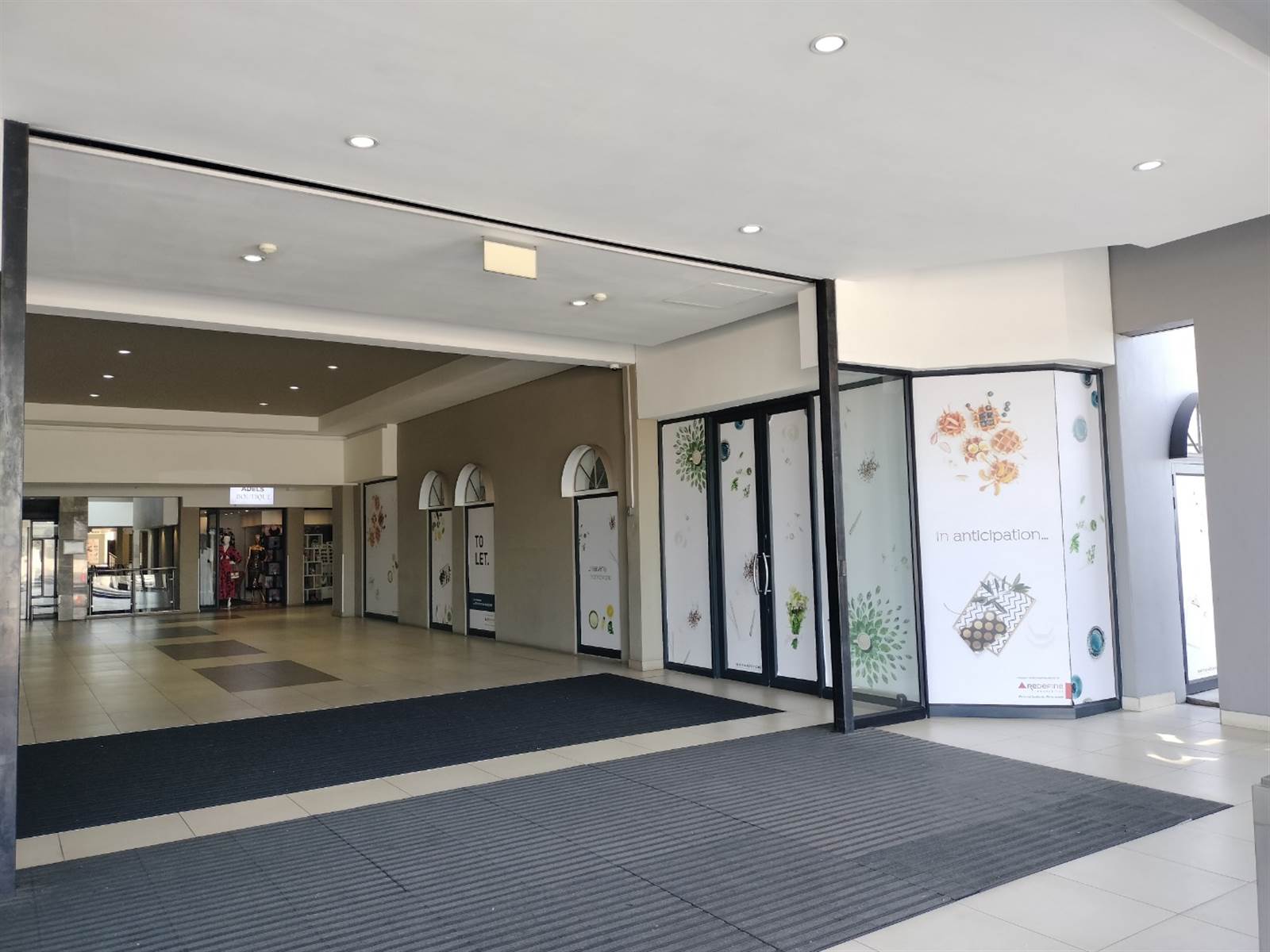 170  m² Commercial space in Bryanston photo number 2