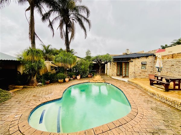 3 Bedroom House 3 Bedroom House