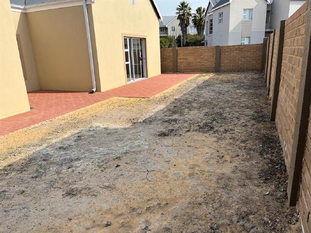 3 Bed House in Riverspray Lifestyle Estate photo number 5