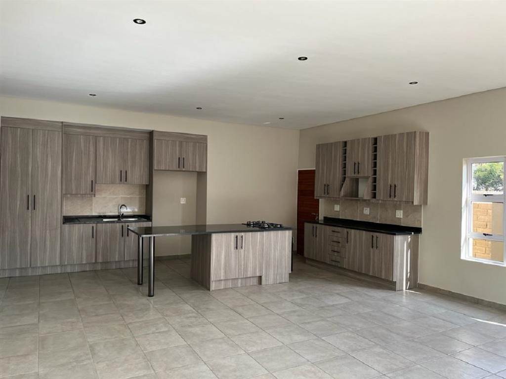 3 Bed House in Riverspray Lifestyle Estate photo number 7