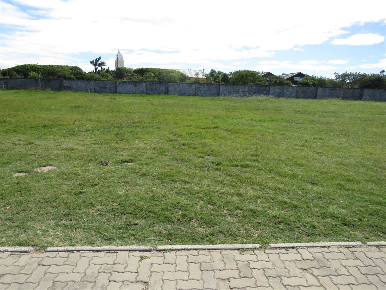 717 m² Land available in Boesmansriviermond photo number 2