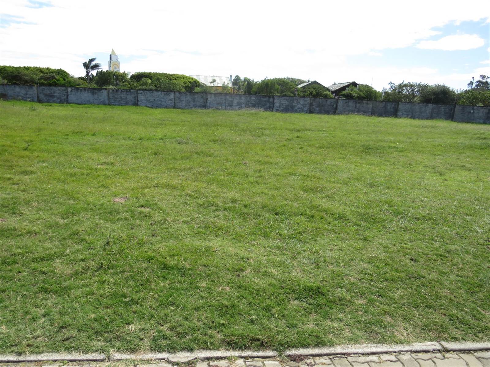 717 m² Land available in Boesmansriviermond photo number 1