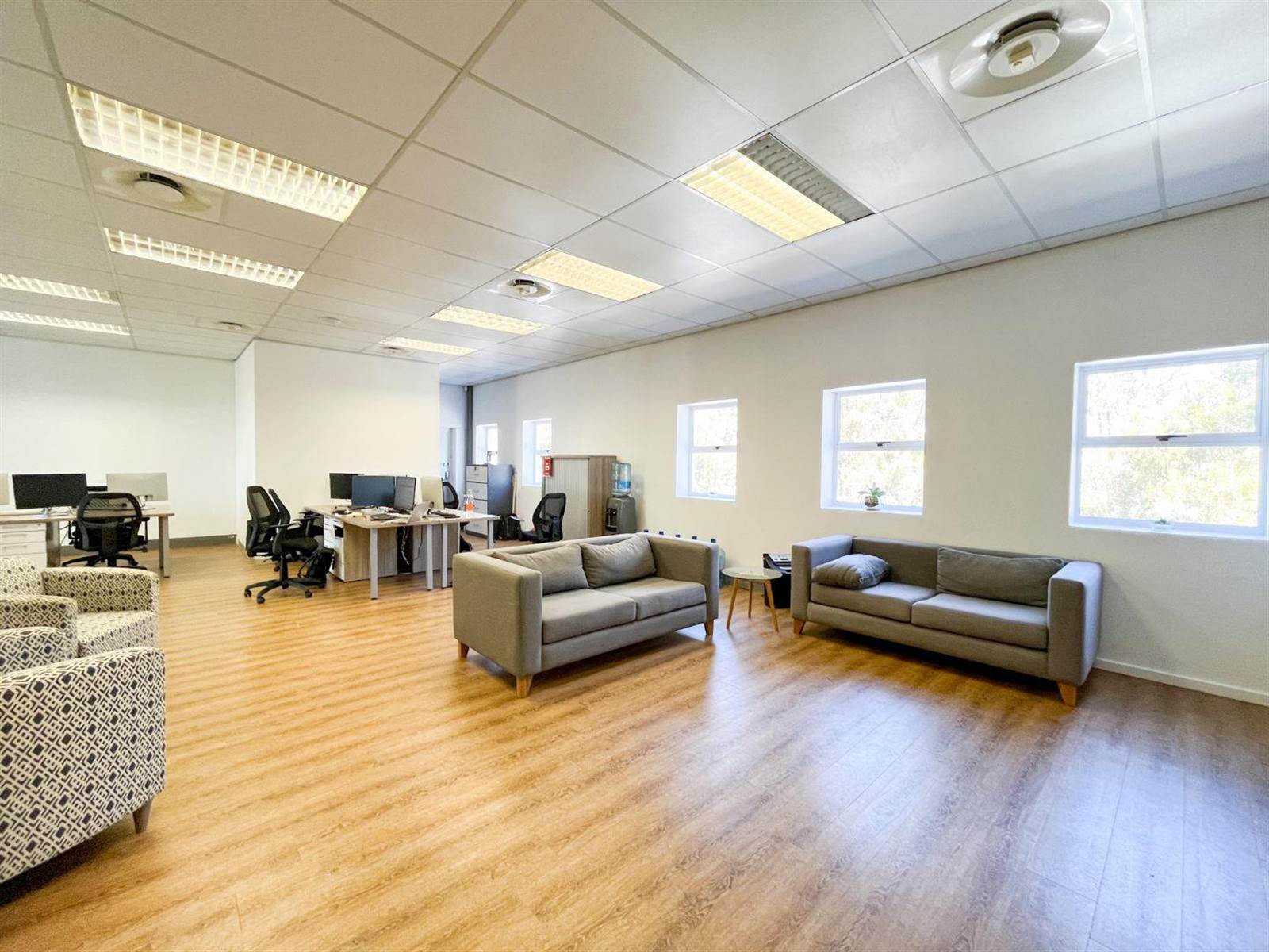 147  m² Office Space in Tyger Valley photo number 6