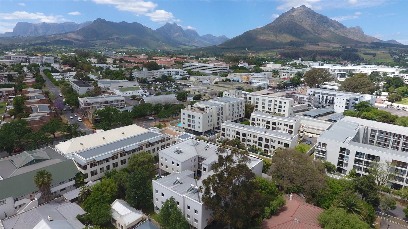 1 Bed Apartment in Stellenbosch Central photo number 18