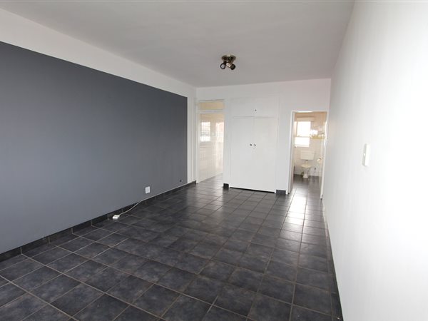 1 Bed Flat