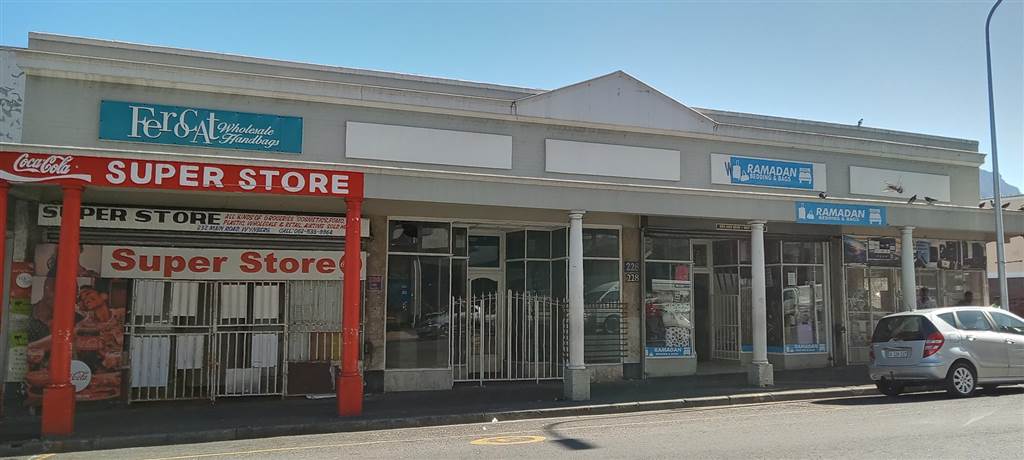 507  m² Retail Space in Wynberg photo number 2