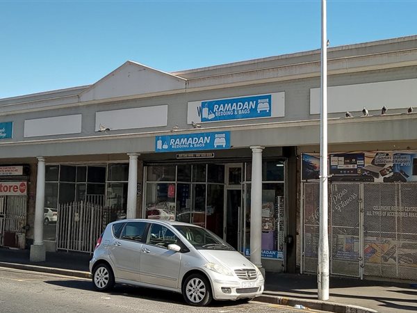 507  m² Retail Space in Wynberg