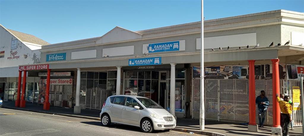 507  m² Retail Space in Wynberg photo number 1