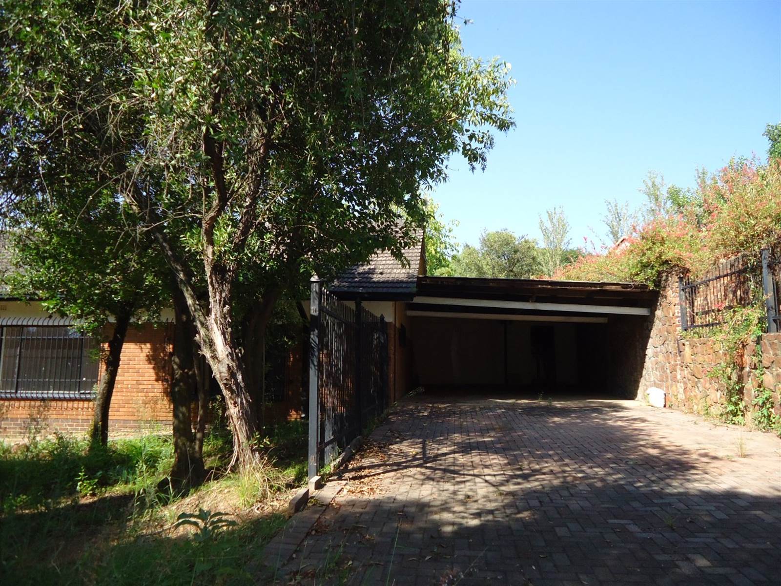 1873 m² Land available in Waterkloof Ridge photo number 6