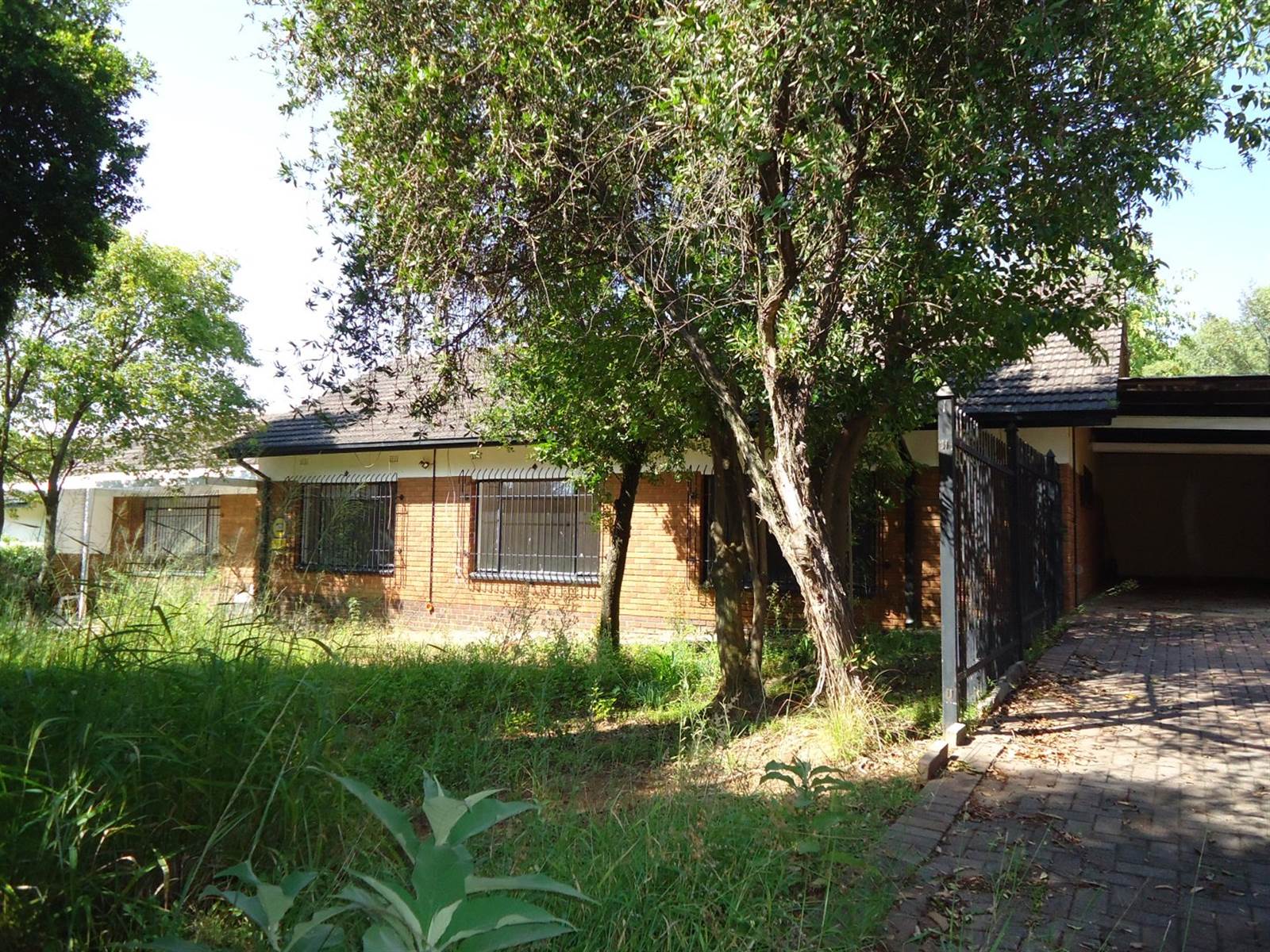 1873 m² Land available in Waterkloof Ridge photo number 1