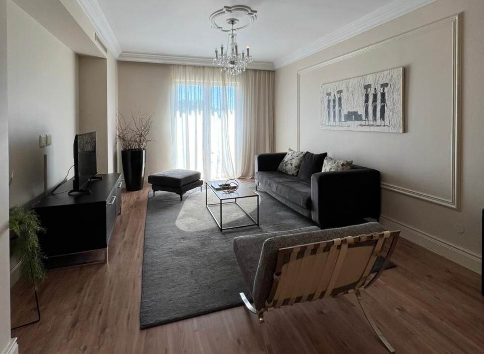 2 Bed Apartment in Green Point photo number 2
