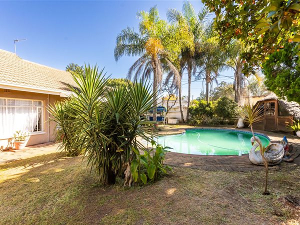3 Bedroom House 3 Bedroom House