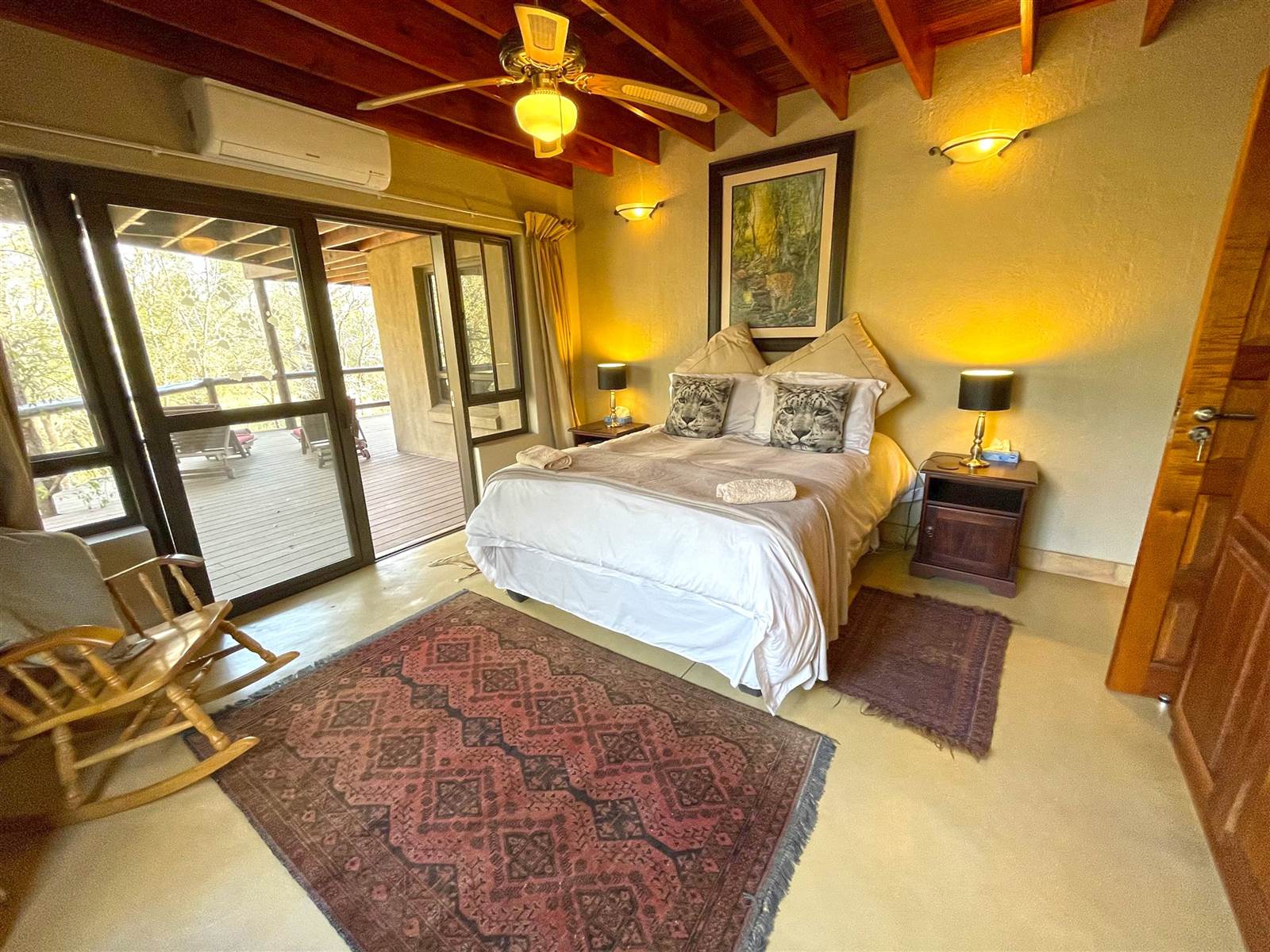 4 Bed House in Karongwe Private Game Reserve photo number 7