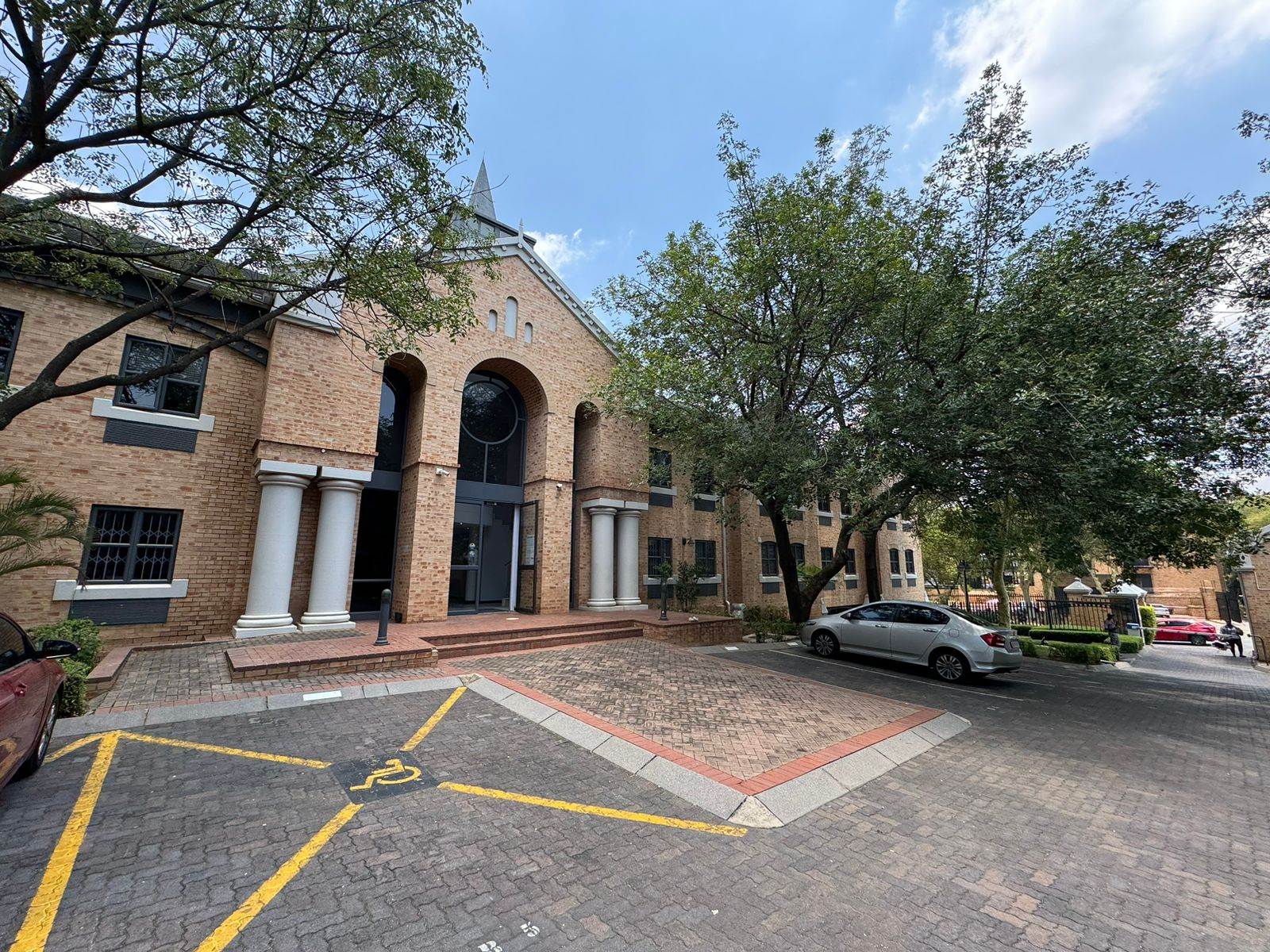 35  m² Commercial space in Sunninghill photo number 2