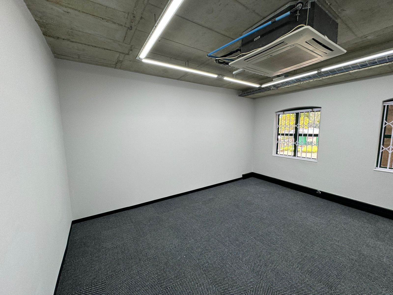35  m² Commercial space in Sunninghill photo number 7