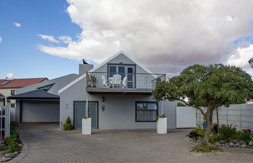 2 Bed House in Port Owen photo number 5