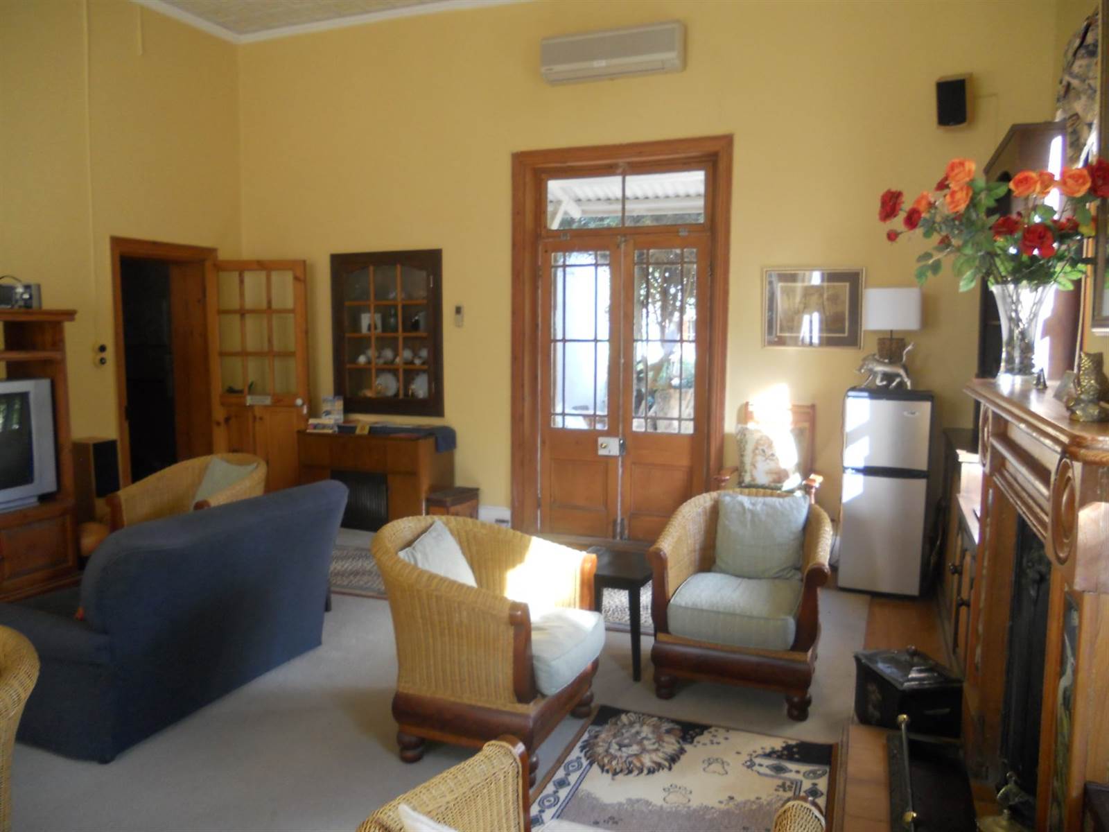 10 Bed House in Graaff Reinet photo number 5