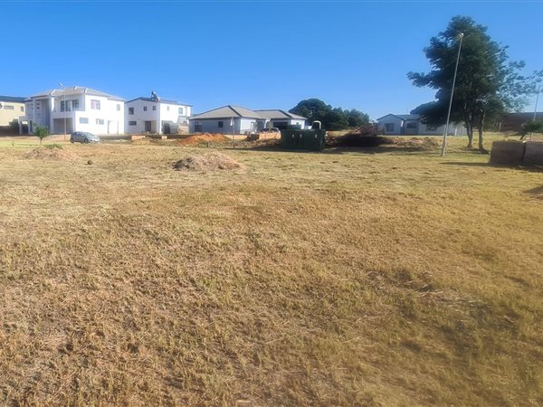 511 m² Land