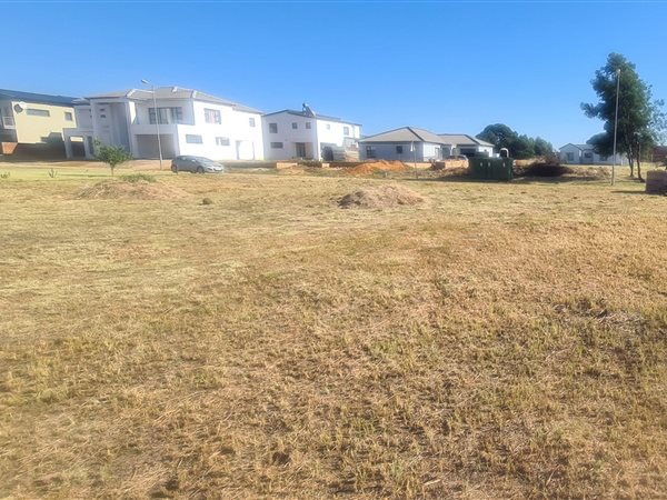 511 m² Land