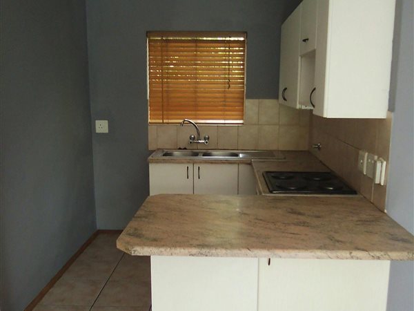 2 Bedroom Townhouse 2 Bedroom Townhouse