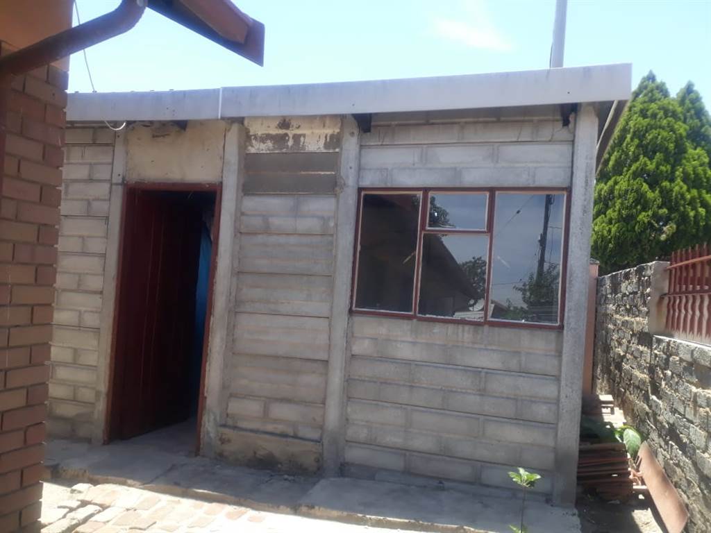 3 Bed House in Boitekong photo number 7