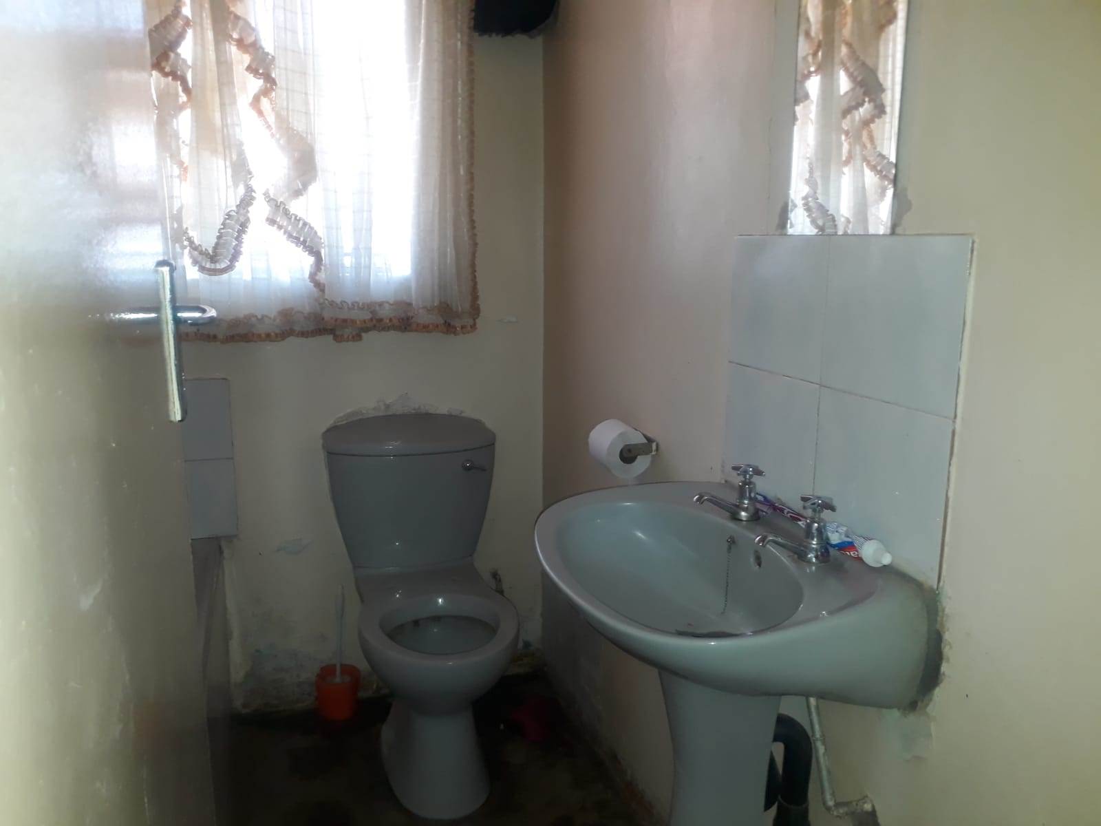 3 Bed House in Boitekong photo number 16