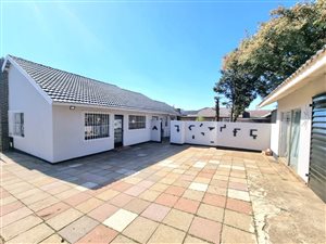 3 Bed House in Glenanda