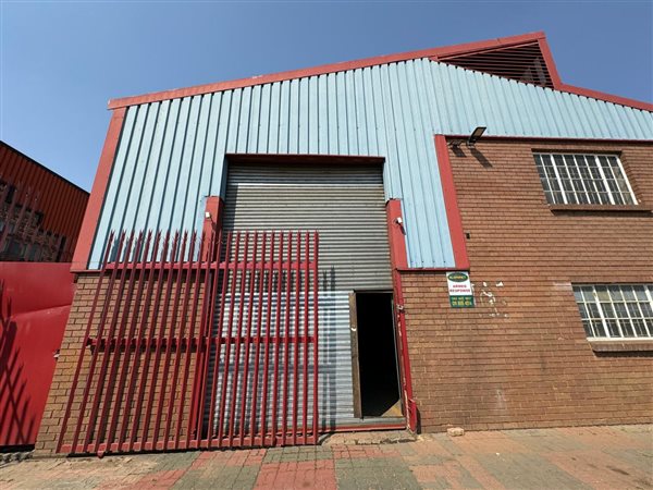 188  m² Industrial space