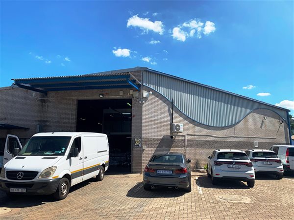 1772  m² Industrial space in Asherville