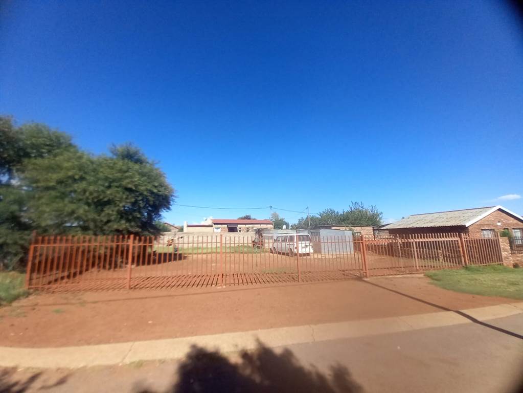 379 m² Land available in Ikageng photo number 3