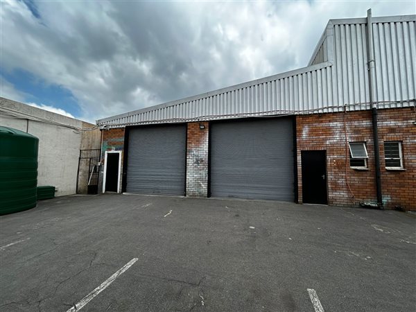 237  m² Industrial space