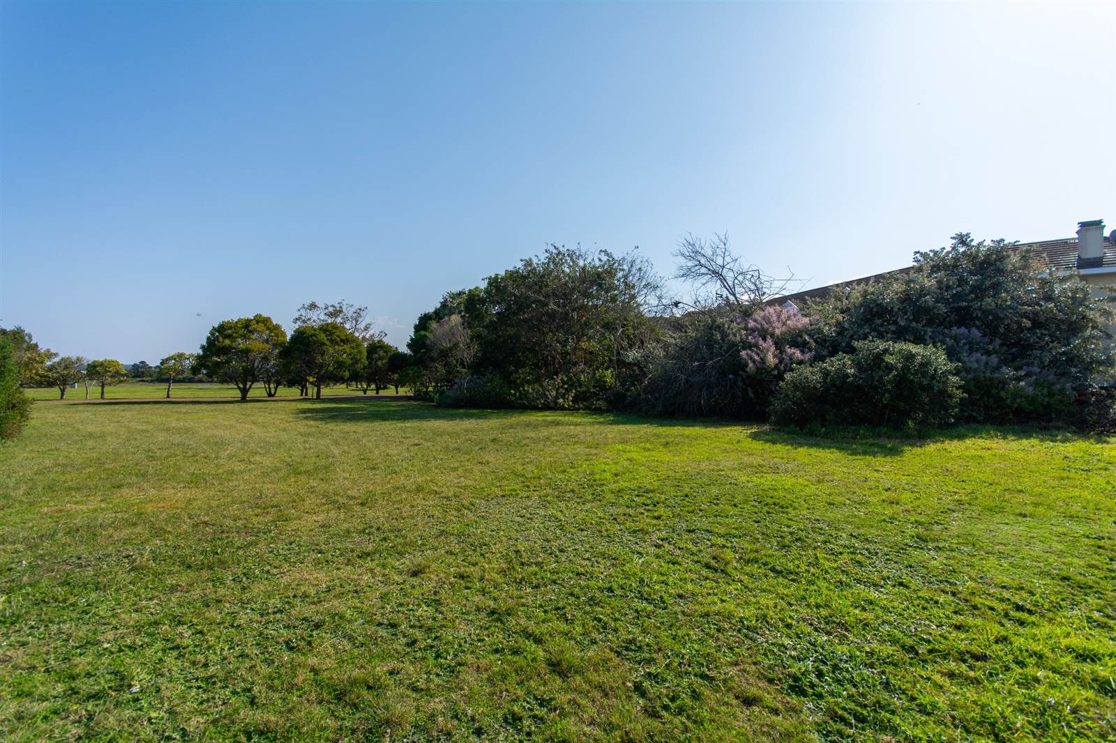 1616 m² Land available in Keurboomstrand photo number 7