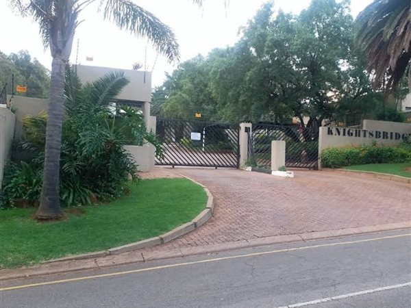 1 Bedroom Flat 1 Bedroom Flat