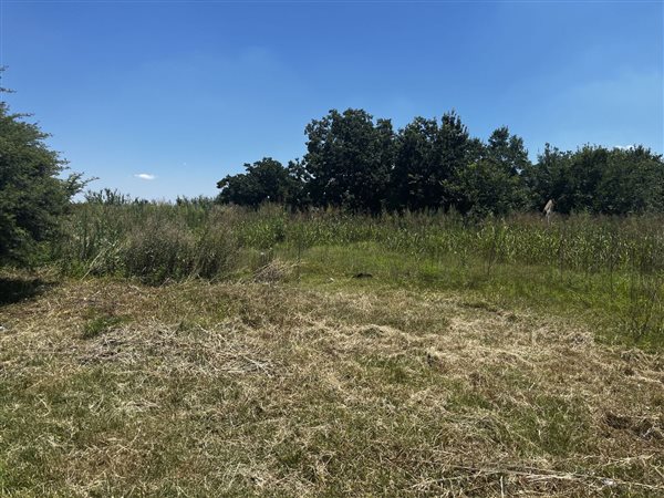 5122 m² Land available in Mooivallei Park