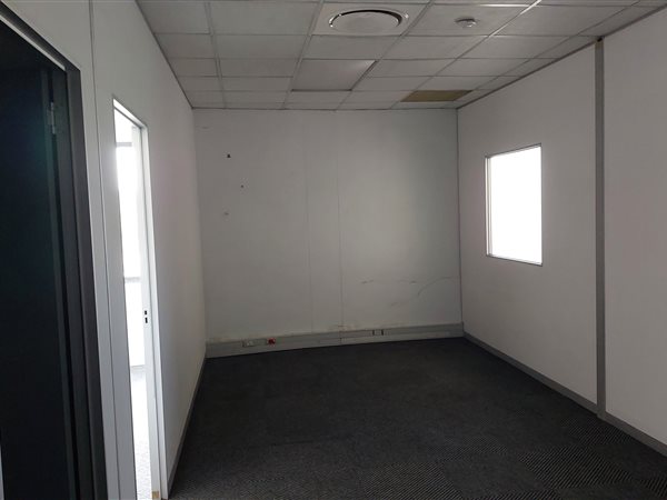 789  m² Commercial space in Asherville