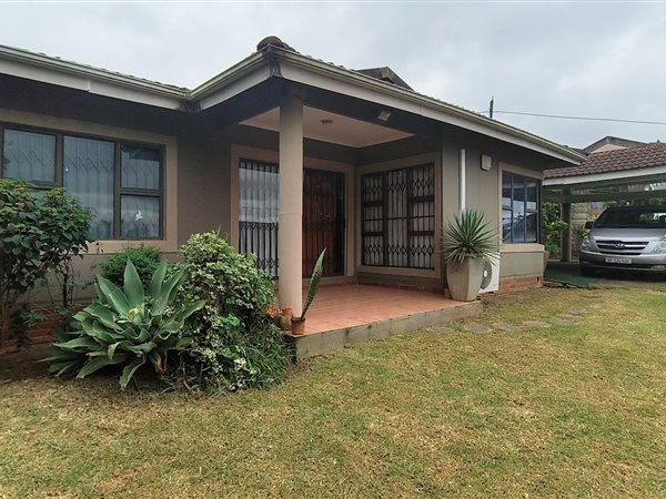 3 Bedroom House 3 Bedroom House