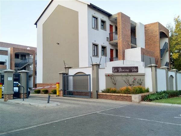 2 Bedroom Apartment 2 Bedroom Apartment