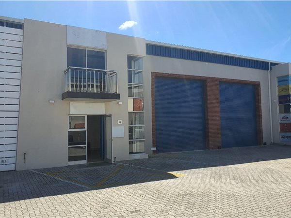 280  m² Industrial space