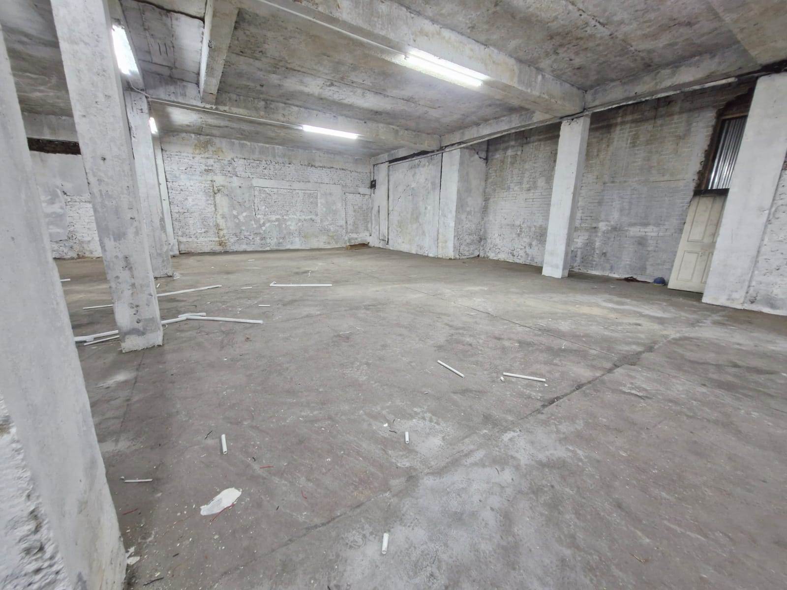 500  m² Industrial space in Newtown photo number 3
