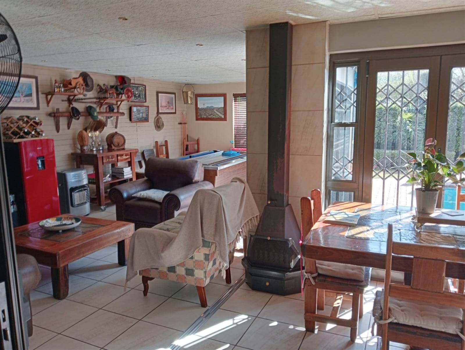3 Bed Townhouse in Jan Cilliers Park photo number 4