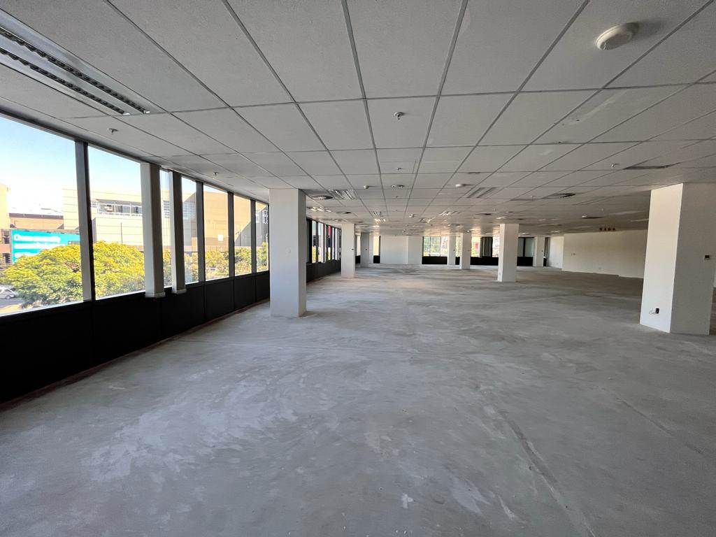 587  m² Commercial space in Menlyn photo number 8