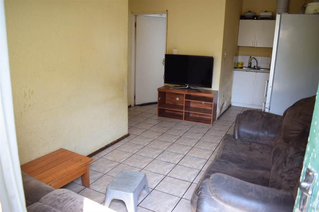2 Bed House in Bloubosrand photo number 6