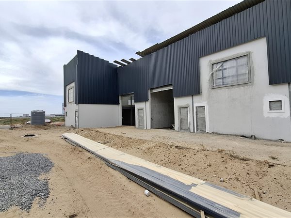 244  m² Industrial space