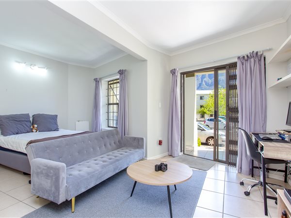 1 Bed Apartment in Rondebosch