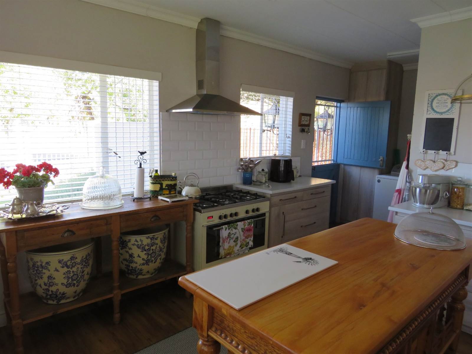 3 Bed House in Colesberg photo number 7