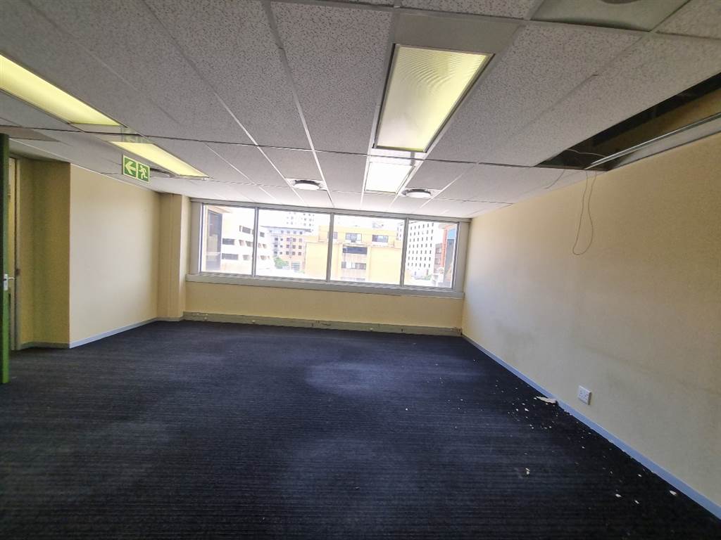 447  m² Commercial space in Hatfield photo number 19
