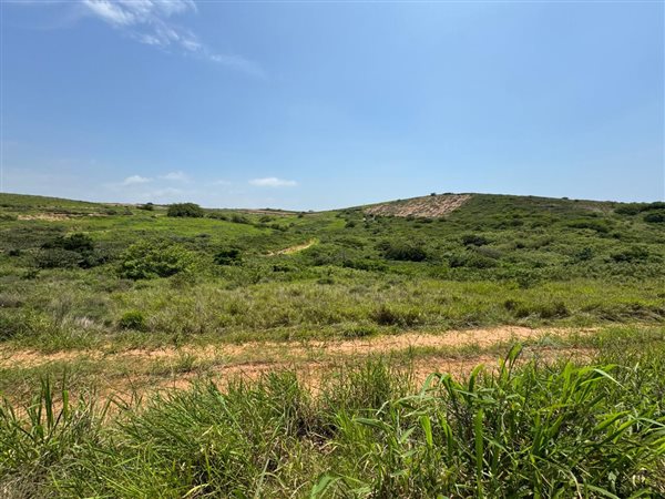 1 350 m² Land