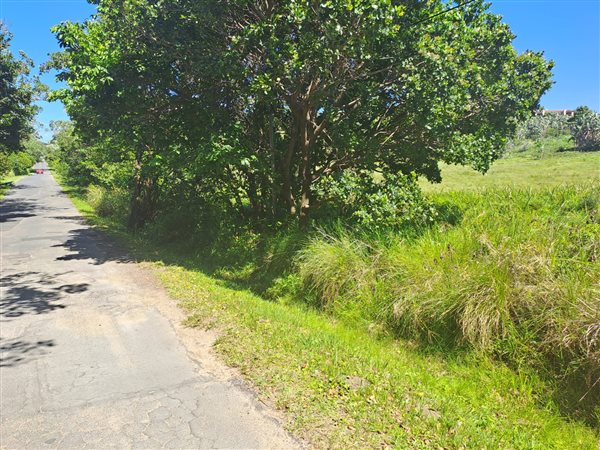 1.2 ha Land available in Port Edward